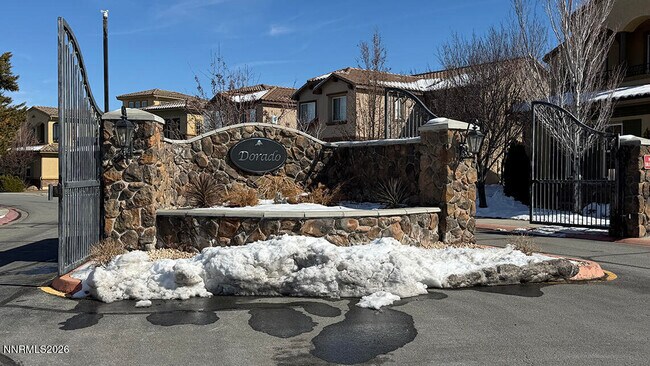 Foto del edificio - 10890 Serratina Dr