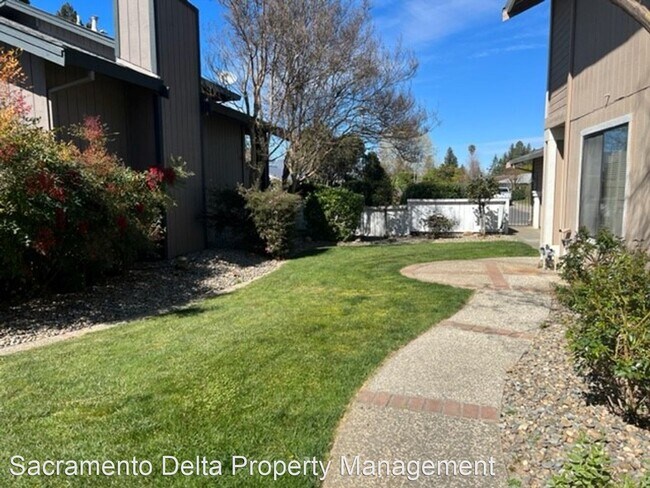 Building Photo - 3 br, 2.5 bath House - 7531 Deltawind Drive