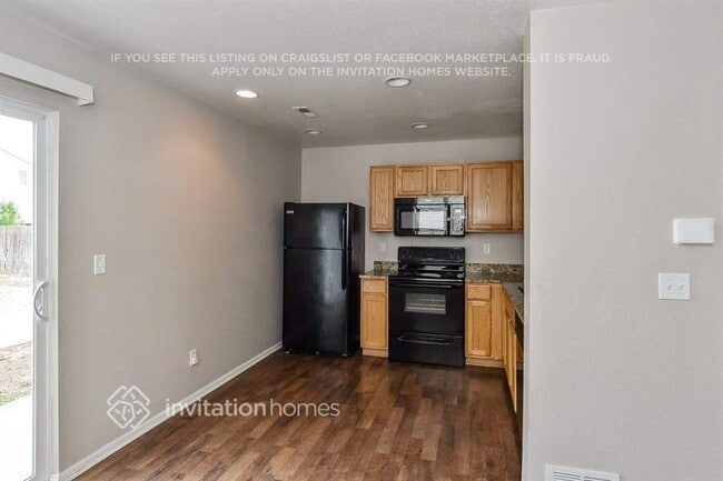 Building Photo - 1343 Flycatcher Ave