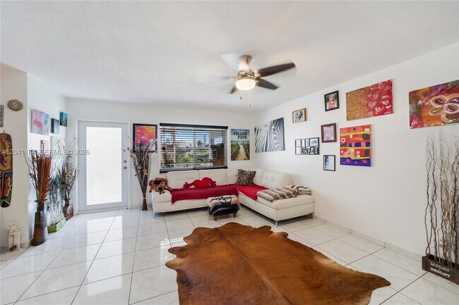 Foto del edificio - 541 Blue Heron Dr
