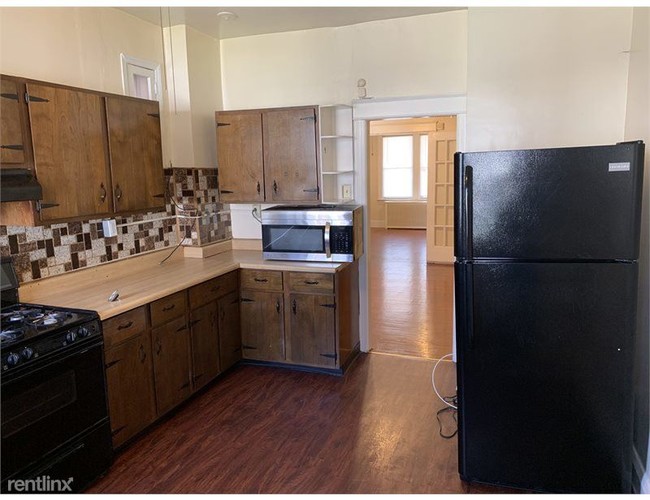 Building Photo - 3 br, 1.5 bath House - 518 Winston Ave