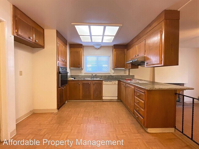 Foto del edificio - 3 br, 2 bath House - 36522 Oak Street