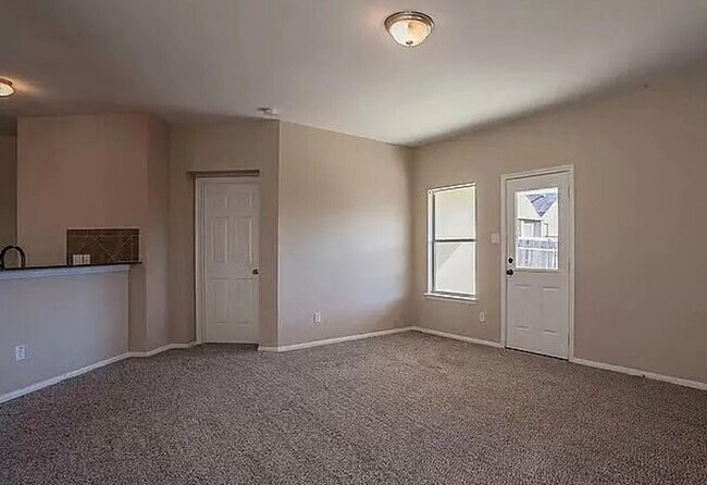 Building Photo - 4 Bed/ 2 Bath in Killeen TX