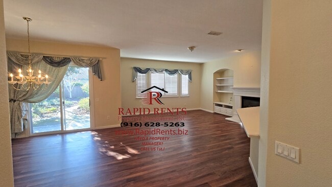 Foto del edificio - 2713 Robinson Creek Ln