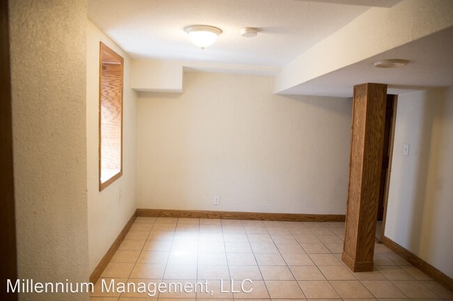 Building Photo - 6 br, 2 bath House - 911 E River Road