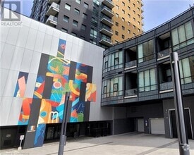 Building Photo - 104 Garment St