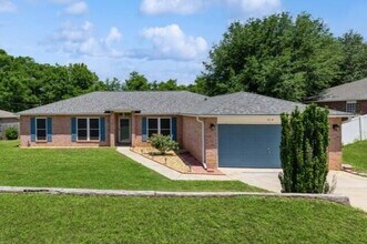 Building Photo - 316 Egan Dr