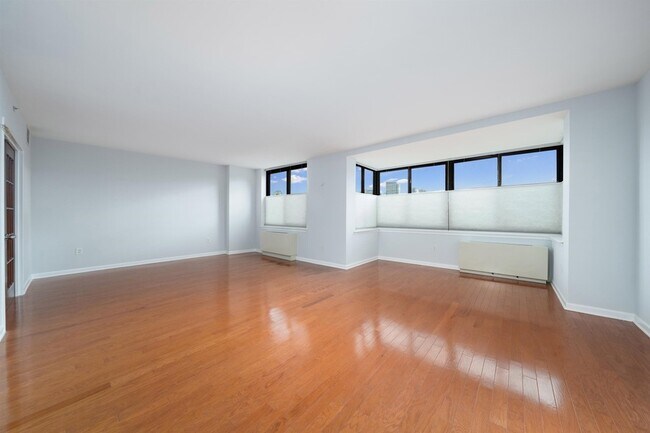Foto del edificio - 700 Grove St