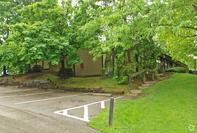 Building Photo - Rose Lane Apartments