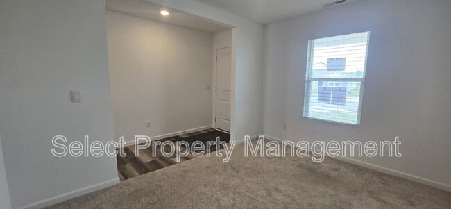 Building Photo - 4121 Luke Dr