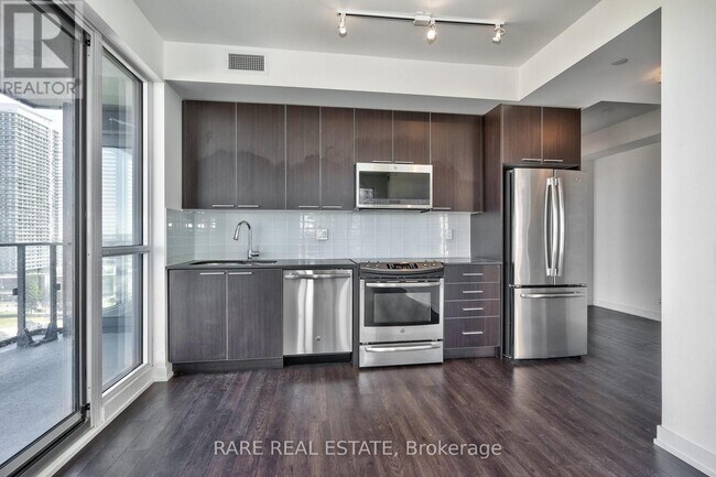 Photo du bâtiment - 10 Park Lawn Rd