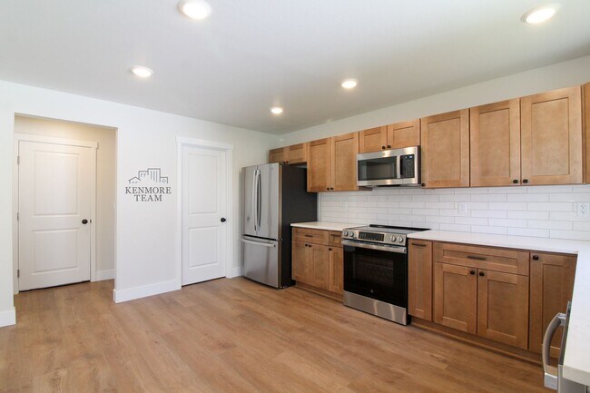 Foto del edificio - New Construction! 3 Bed/2.5 Bath in Pasco