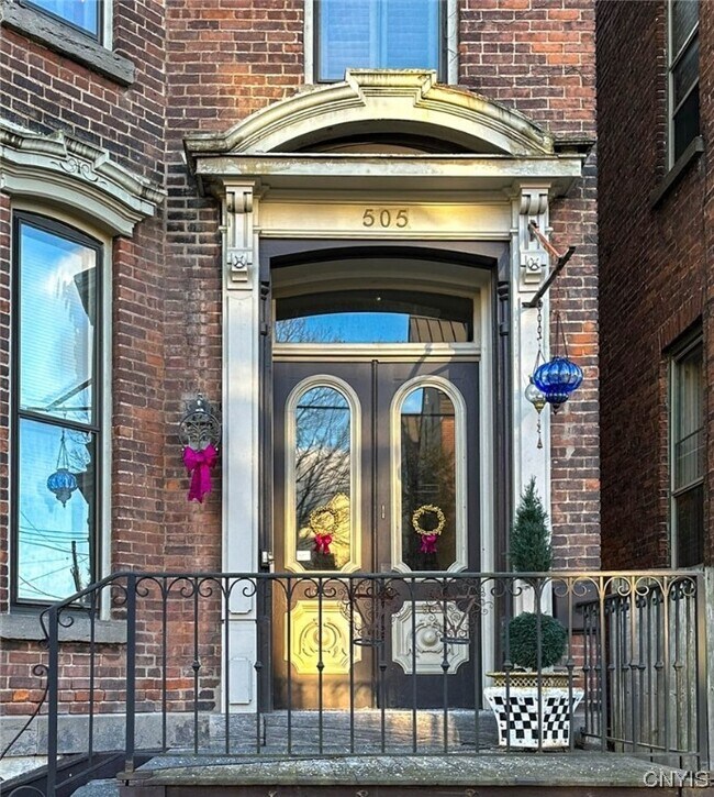 Foto del edificio - 505 Henry St