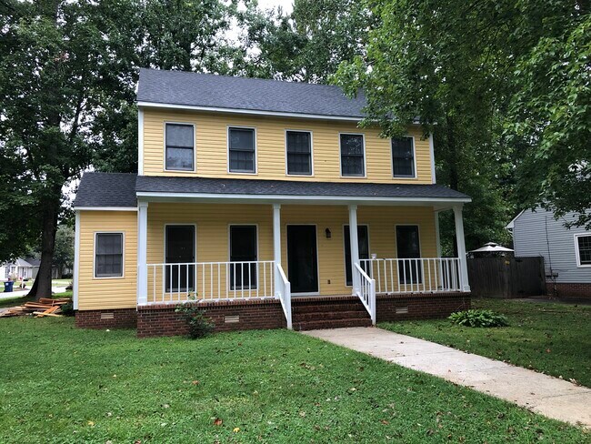 Building Photo - 132 Suffolk Dr