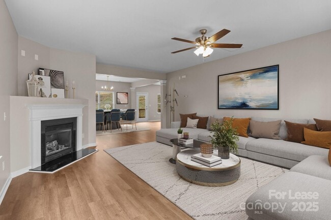 Building Photo - 302 Flanders Dr
