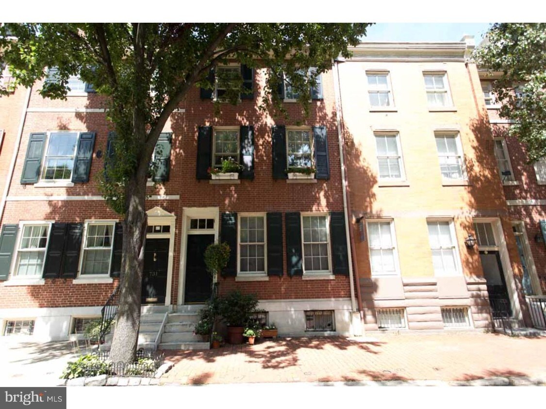 Primary Photo - 727 Spruce St