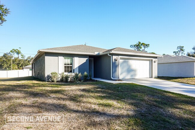 Foto del edificio - 18396 Moonshadow Ave.