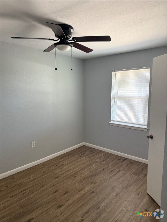 Building Photo - 1302 Brown Dr