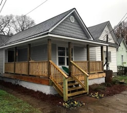 Building Photo - 1044 Flynn St