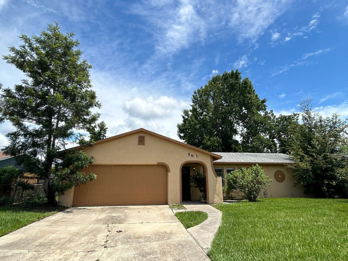 Primary Photo - Renovated 3 Bedroom, 2 Bath Home!