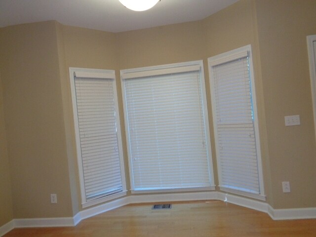 Building Photo - 928 Wonderland Pass