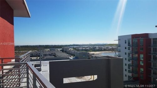 Foto del edificio - 7651 NW 107th Ave