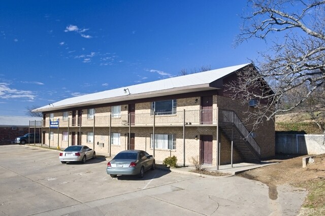 Foto del edificio - Lynwood Apartments