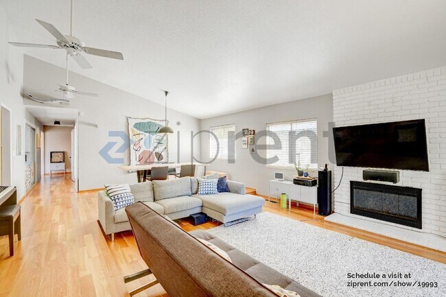 Foto del edificio - 1444 Cortez Ct