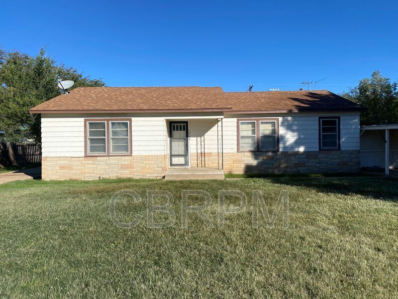 1040 W Dickens St, Slaton, TX 79364 House Rental in Slaton, TX