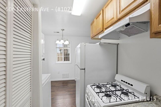 Foto del edificio - 506 Eastern Ave NE