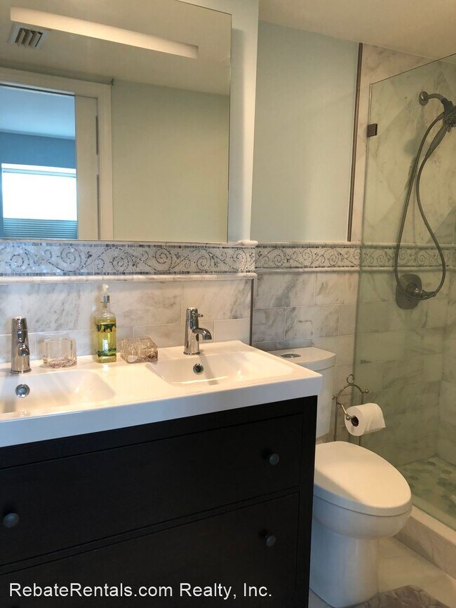 Foto del edificio - 2 br, 2.5 bath House - 2950 St Johns Avenu...