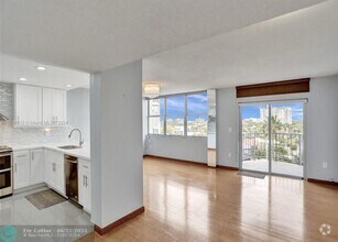 Building Photo - 11930 N Bayshore Dr