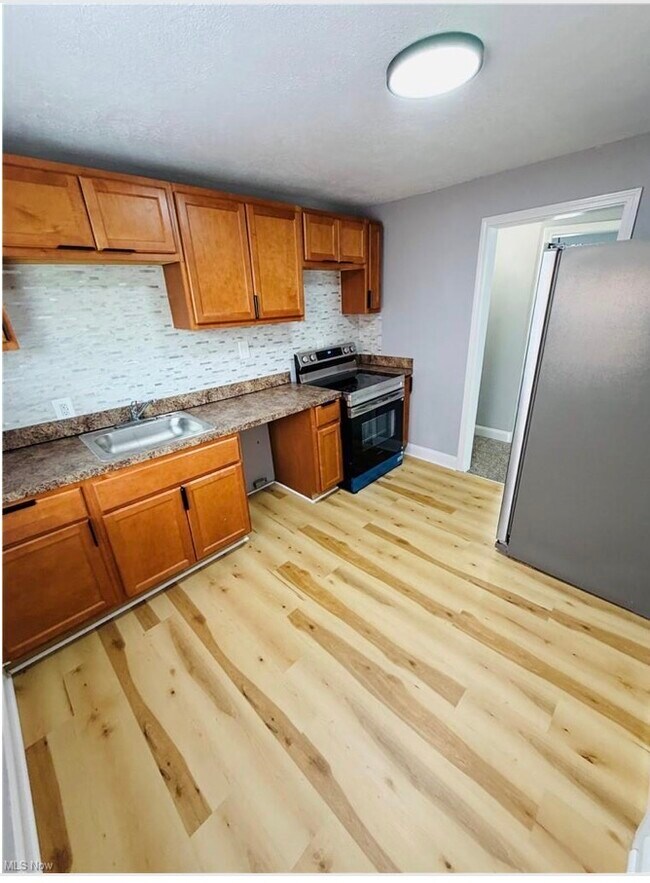 Foto del edificio - 14702 Milverton Rd