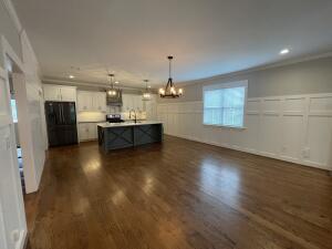 Building Photo - 3947 High Chaparral Dr