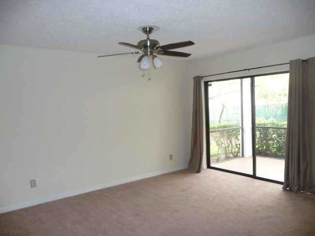 Foto del edificio - 1200 SE Parkview Place 5