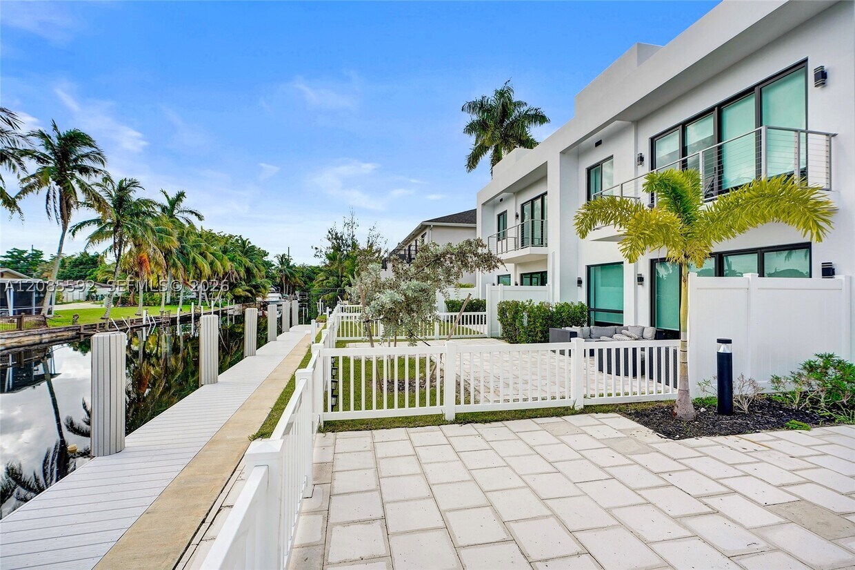 Foto del edificio - 4628 SW 32nd Ave
