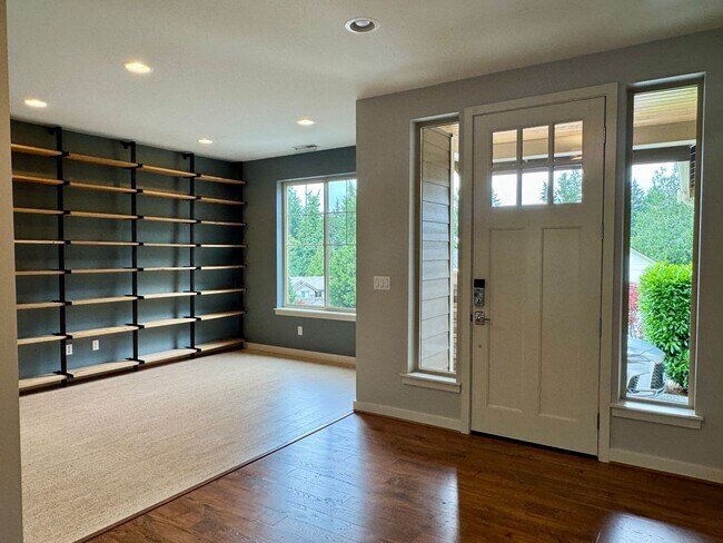 Foto del edificio - Stunning Bainbridge Island 4 bedroom home....available now!