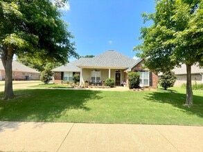 Building Photo - 117 Kenzie Dr