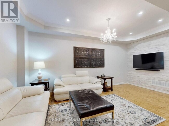 Photo du bâtiment - 212 Lauderdale Dr