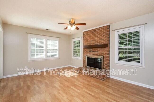 Foto del edificio - 3209 Silver Pond Ct