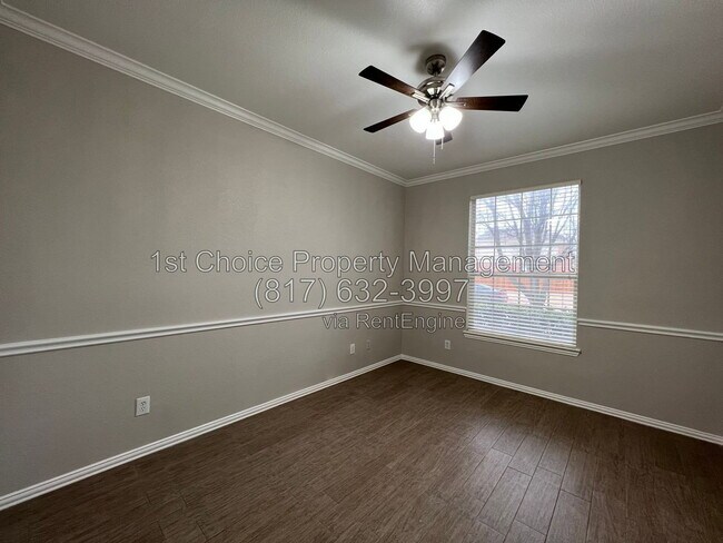 Foto del edificio - 5312 Scenic Point Dr