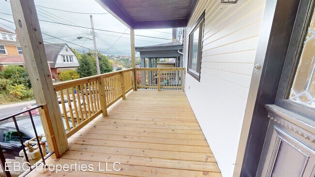 Building Photo - 4 br, 2 bath House - 1524 Rockland