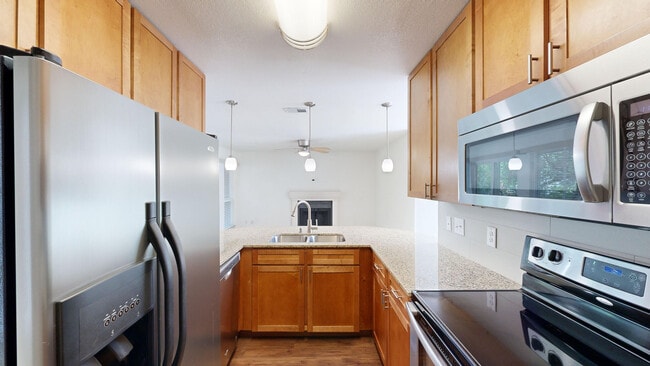 Interior Photo - Barton Creek Landing