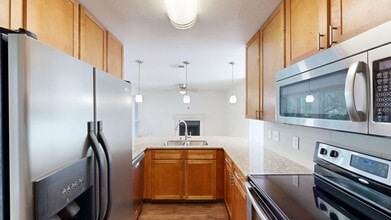 Interior Photo - Barton Creek Landing