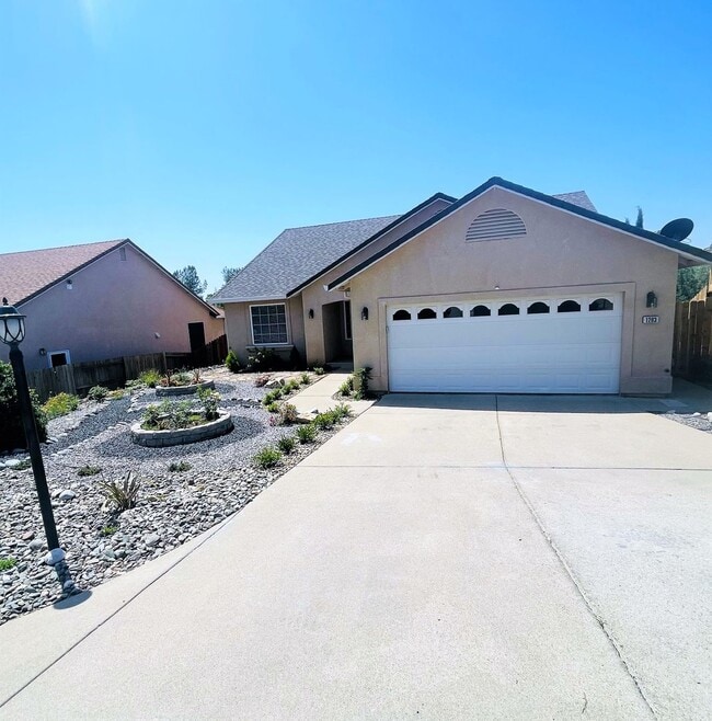 Building Photo - 1263 Snowcap Trail