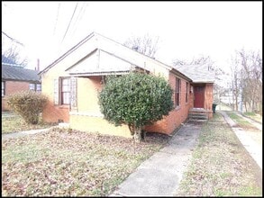 Building Photo - 2320 S Louisiana St