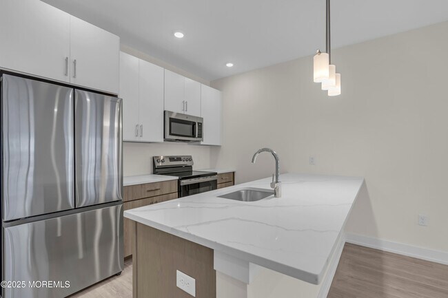 Foto del edificio - 19 Carr Ave