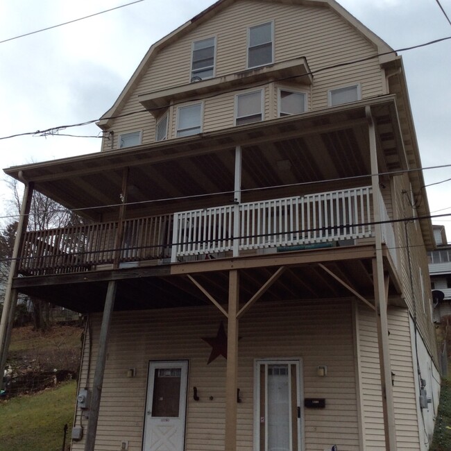 Foto del edificio - 1202 Chemung St