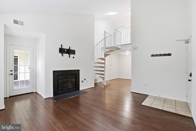 Building Photo - 10208 Ashbrooke Ct
