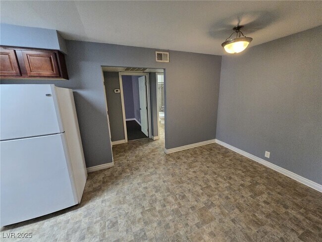 Foto del edificio - 5060 Indian River Dr
